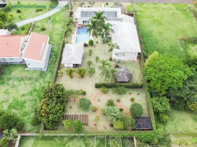 Casa de Condomínio com 4 Quartos à venda, 580m² no Recanto Santa Andréa, Cambé