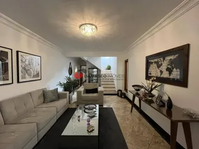 Sobrado com 3 Quartos à venda, 220m² no Campestre, Santo André