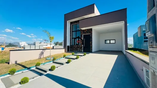 Casa de Condomínio com 3 Quartos à venda, 117m² no Loteamento Industrial Água Preta, Pindamonhangaba