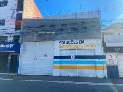 Ponto Comercial para alugar, 240m² no Alto São João, Montes Claros