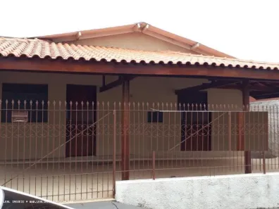 Casa com 3 Quartos à venda, 200m² no Centro, Presidente Prudente