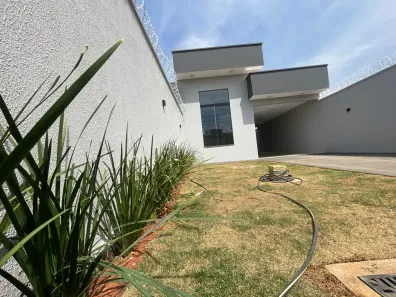 Casa com 3 Quartos à venda, 112m² no Jardim Veneza, Aparecida de Goiânia