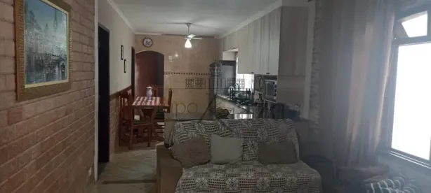 Casa com 3 Quartos à venda, 138m² no São João, Jacareí
