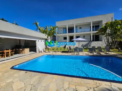 Fazenda/Sítio com 4 Quartos à venda, 430m² no Centro, Igaratá