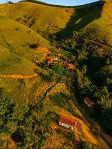 Fazenda/Sítio com 4 Quartos à venda, 726000m² no Santa Lucrécia, Lorena
