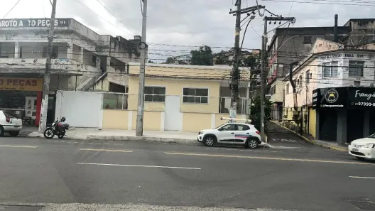 Imóvel Comercial com 3 Quartos para alugar, 120m² no Zé Garoto, São Gonçalo