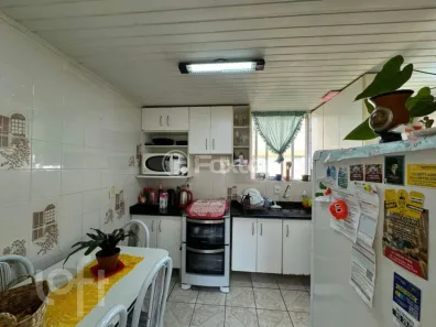 Apartamento com 2 Quartos à venda, 48m² no Camaquã, Porto Alegre