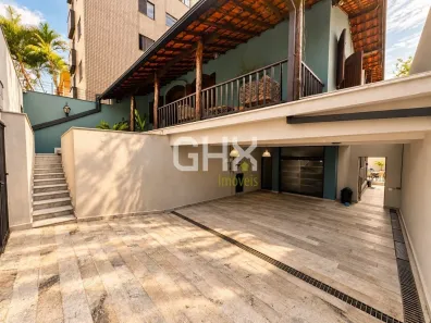 Casa com 5 Quartos à venda, 375m² no São Luiz, Belo Horizonte
