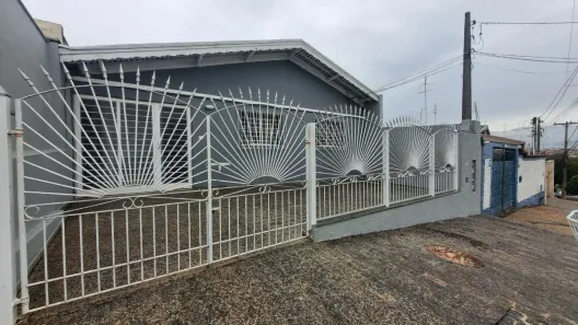 Casa com 3 Quartos para venda ou aluguel, 151m² no Vila Carminha, Campinas