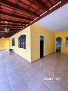 Casa com 3 Quartos à venda, 172m² no São José, Divinópolis
