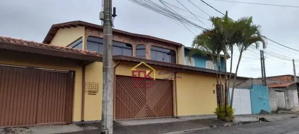 Sobrado com 4 Quartos à venda, 349m² no Parque São Cristóvão, Taubaté