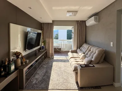 Apartamento com 2 Quartos à venda, 65m² no Abraão, Florianópolis