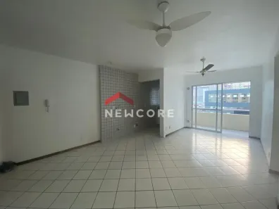Apartamento com 2 Quartos à venda, 70m² no Meia Praia, Itapema
