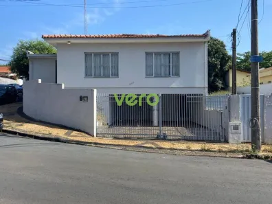 Casa com 3 Quartos à venda, 246m² no Vila Santo Antônio, Americana