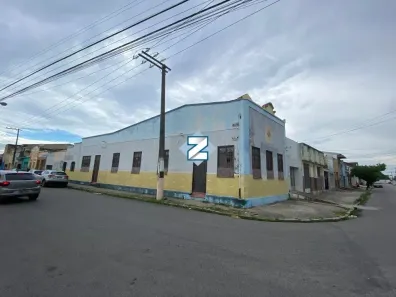 Imóvel Comercial à venda, 241m² no Prado, Maceió