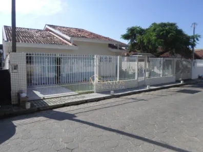 Casa com 4 Quartos à venda, 160m² no Ingleses do Rio Vermelho, Florianópolis