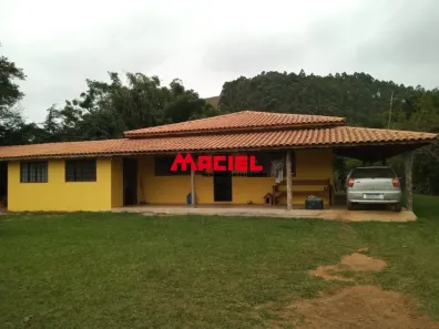 Fazenda/Sítio com 3 Quartos à venda, 150m² no , Monteiro Lobato