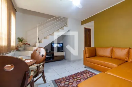 Casa com 2 Quartos à venda, 69m² no Vila Carrão, São Paulo