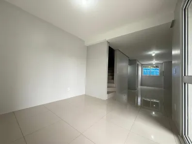 Sobrado com 2 Quartos para alugar, 140m² no Vinhedos, Caxias do Sul