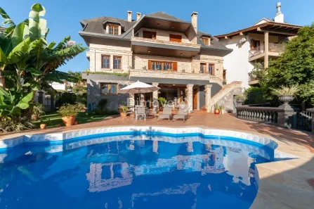 Casa de Condomínio com 4 Quartos à venda, 559m² no Cavalhada, Porto Alegre
