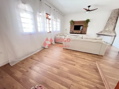 Casa com 3 Quartos à venda, 180m² no Jardim América, São José dos Campos
