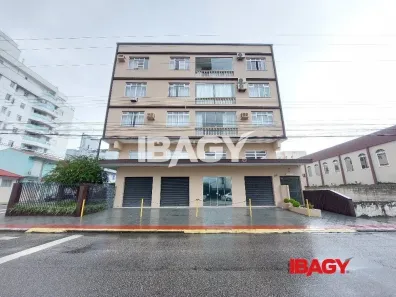 Apartamento com 4 Quartos para alugar, 116m² no Balneário, Florianópolis
