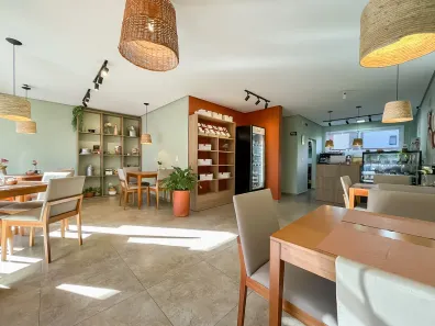 Ponto Comercial à venda, 200m² no Cristo Redentor, Porto Alegre
