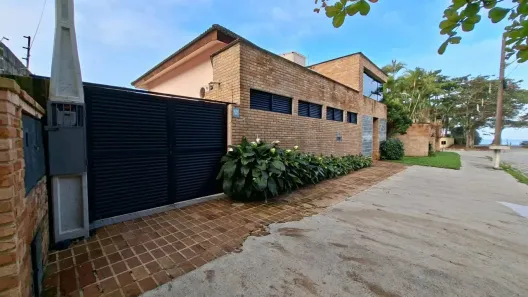 Sobrado com 5 Quartos à venda, 345m² no Balneário Praia do Pernambuco, Guarujá