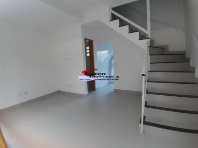 Sobrado com 2 Quartos à venda, 60m² no Vila Cascatinha, São Vicente