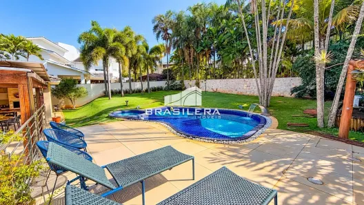 Casa de Condomínio com 4 Quartos à venda, 1100m² no Jardins Paris, Goiânia