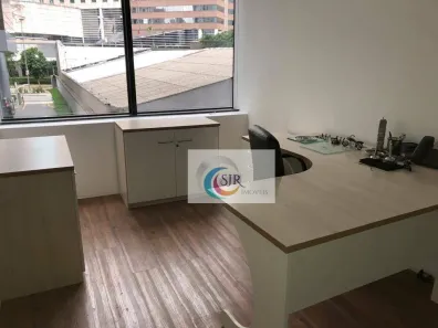 Sala Comercial para alugar, 97m² no Vila Olímpia, São Paulo