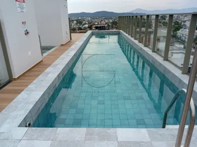 Apartamento com 2 Quartos à venda, 70m² no Jurerê, Florianópolis