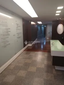 Sala Comercial à venda, 26m² no Petrópolis, Porto Alegre