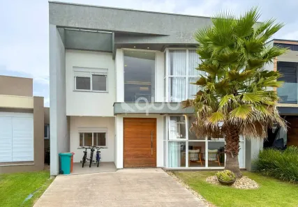 Sobrado com 4 Quartos à venda, 197m² no XANGRI-LÁ, Xangri-lá