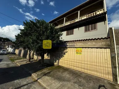 Casa com 4 Quartos à venda, 360m² no Parque Duval de Barros (Parque Durval de Barros), Ibirité