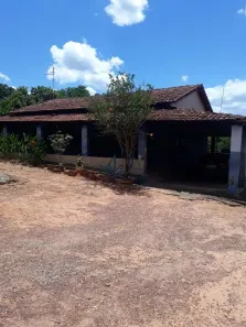 Fazenda/Sítio com 4 Quartos à venda, 200m² no Sítios Vale das Brisas, Senador Canedo
