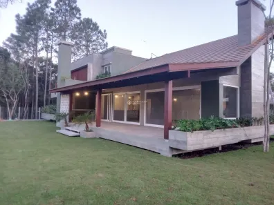 Casa de Condomínio com 3 Quartos à venda, 290m² no , Garopaba