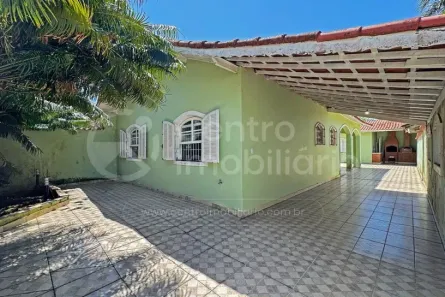 Casa com 2 Quartos à venda, 129m² no Josedy, Peruíbe