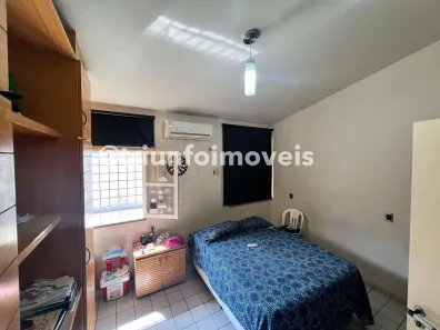 Sobrado com 5 Quartos à venda, 398m² no São João, Teresina