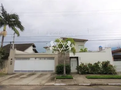 Casa com 3 Quartos à venda, 300m² no Parque Balneário Poiares, Caraguatatuba