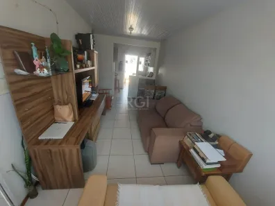 Casa de Condomínio com 2 Quartos à venda, 56m² no Restinga, Porto Alegre