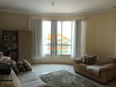 Casa com 3 Quartos à venda, 200m² no Parque Universitário, Americana