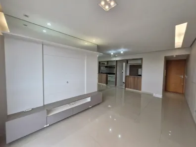 Apartamento com 3 Quartos à venda, 83m² no Santa Mônica, Uberlândia