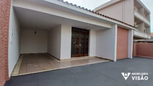 Casa com 7 Quartos à venda, 207m² no São Benedito, Uberaba