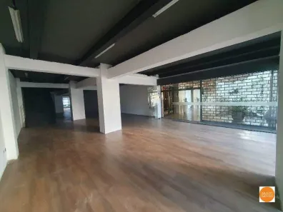 Ponto Comercial para alugar, 530m² no Funcionários, Belo Horizonte