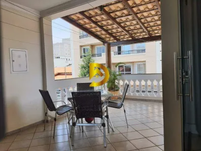 Casa com 3 Quartos para alugar, 207m² no Irmãos Soares, Uberaba