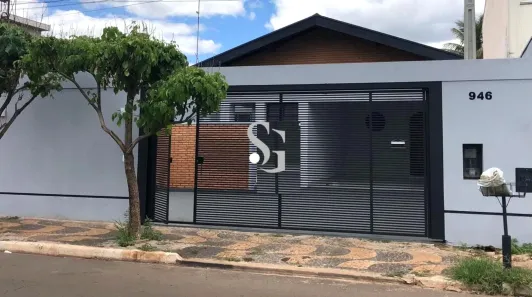 Casa com 3 Quartos à venda, 197m² no Vila Pinheiro, Pirassununga