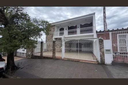 Sobrado com 4 Quartos à venda, 248m² no Jardim Nova Europa, Campinas