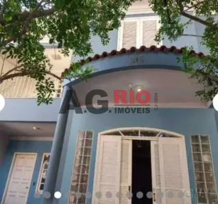 Casa com 4 Quartos à venda, 269m² no Vila Valqueire, Rio de Janeiro
