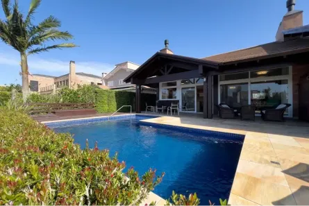 Casa de Condomínio com 4 Quartos à venda, 274m² no Remanso, Xangri-lá